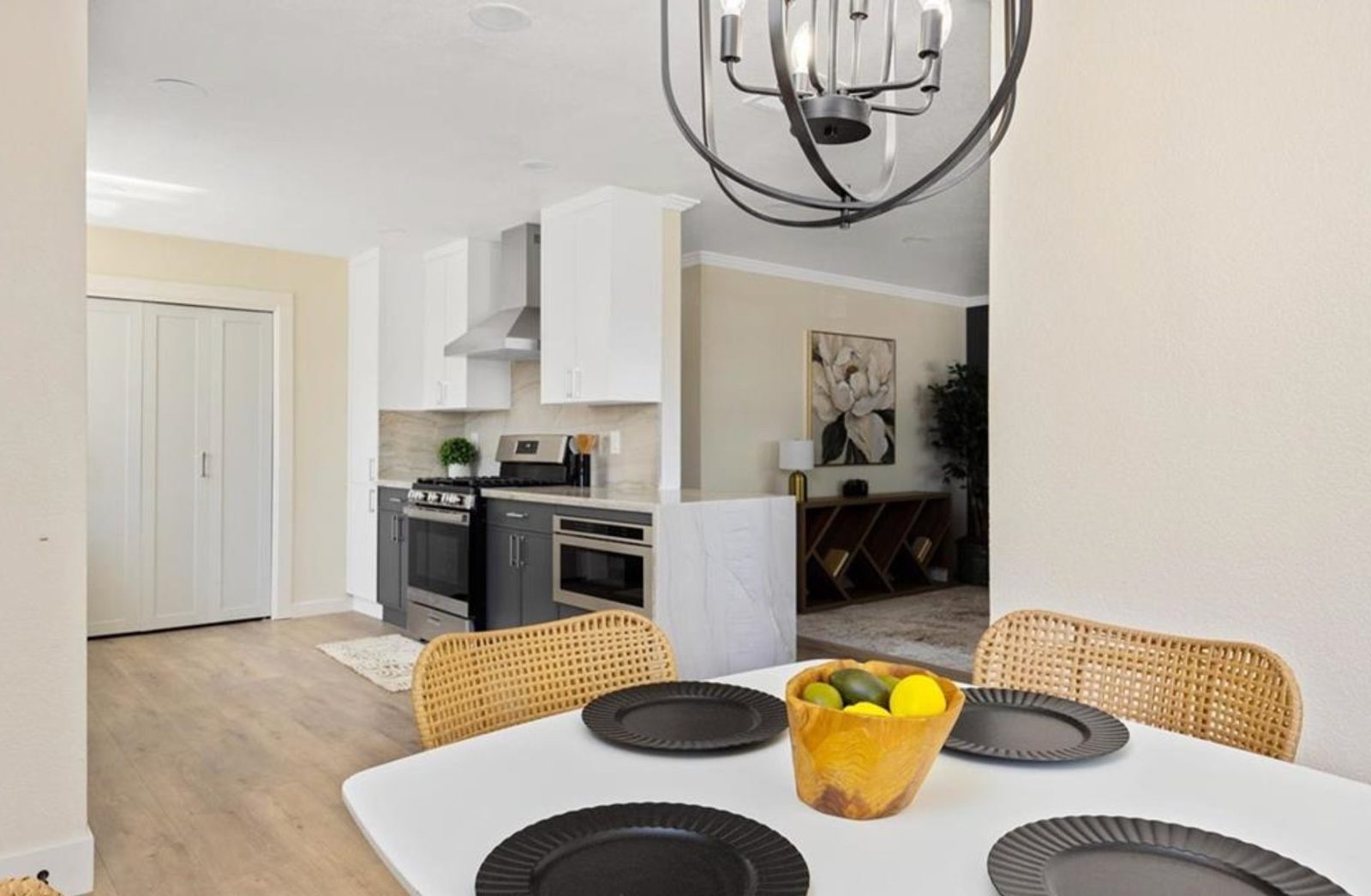 Lone Oak — Open Living